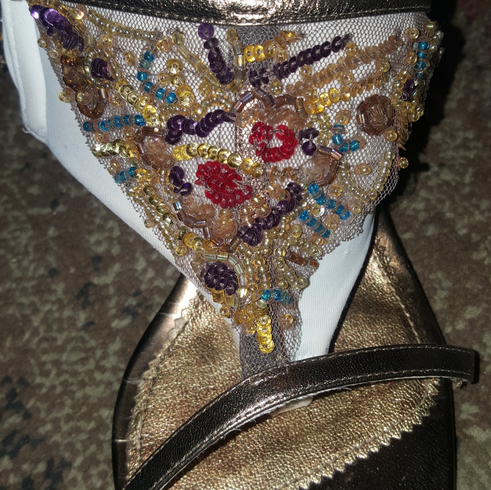 Heels - Picture 2 of 5